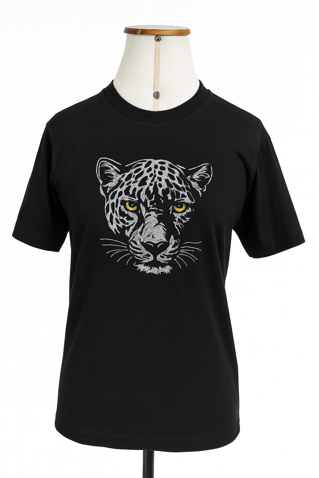 Camista Bordada Leão