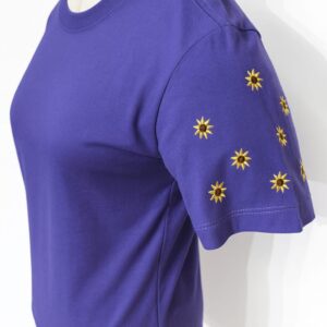 Camista Bordada na Manga