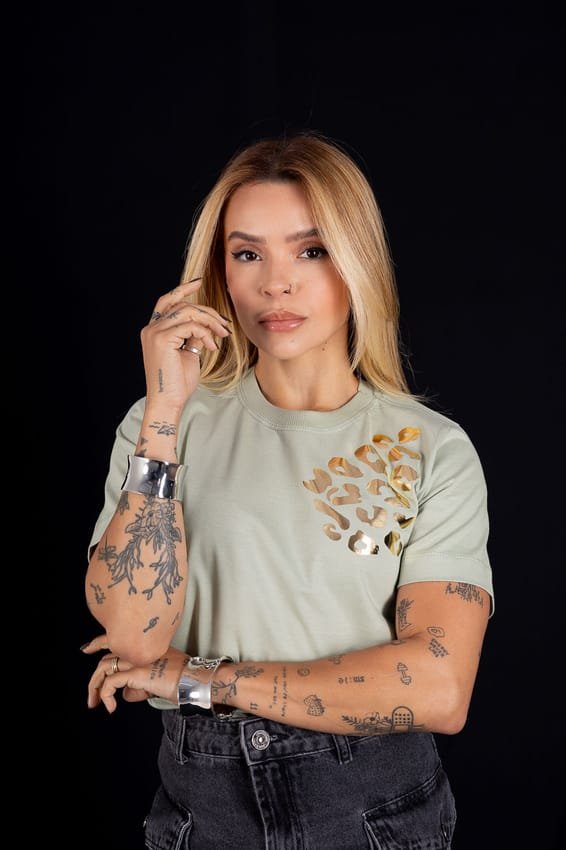 T-shirt tradicional cor verde folha seca ( P, GG ) - Imagem 2